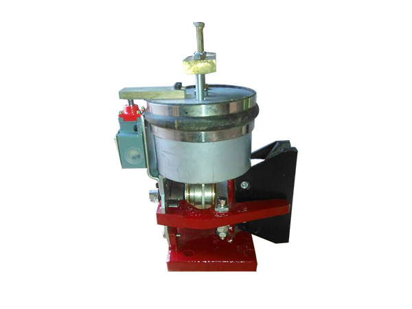 561.560.56SE系列電磁失效保護(hù)制動(dòng)器